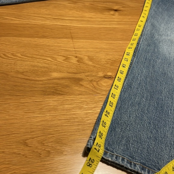 Anthropologie PILCRO  slightly distressed jeans. Size 30 - Picture 12 of 15